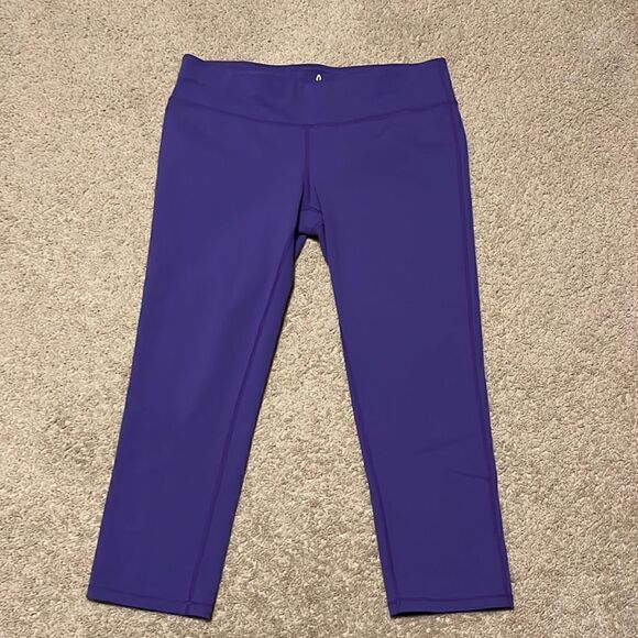 PRANA Size Medium Capri Leggings - Picture 1 of 6
